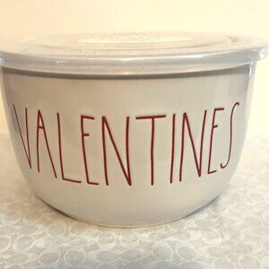 NWOT Rae Dunn Valentines Bowl w/ Lid